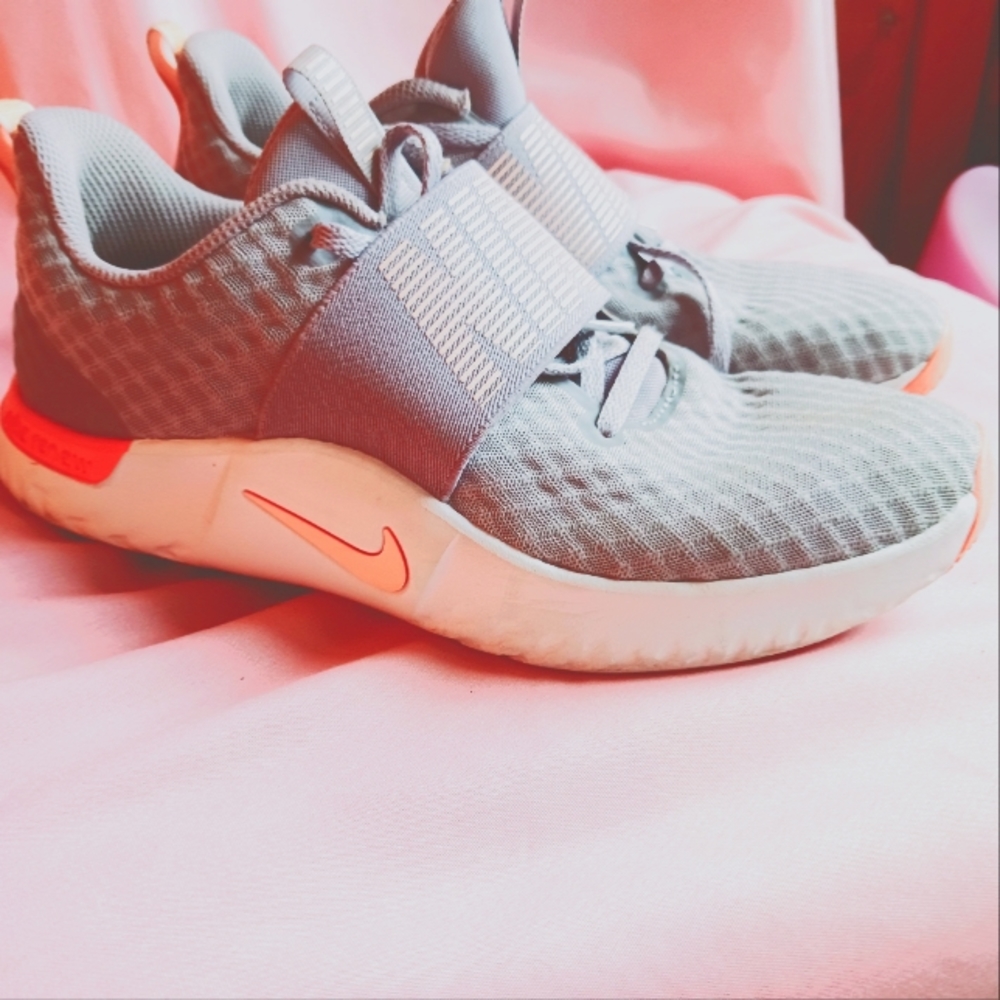 Nike Air Frees (Like new)